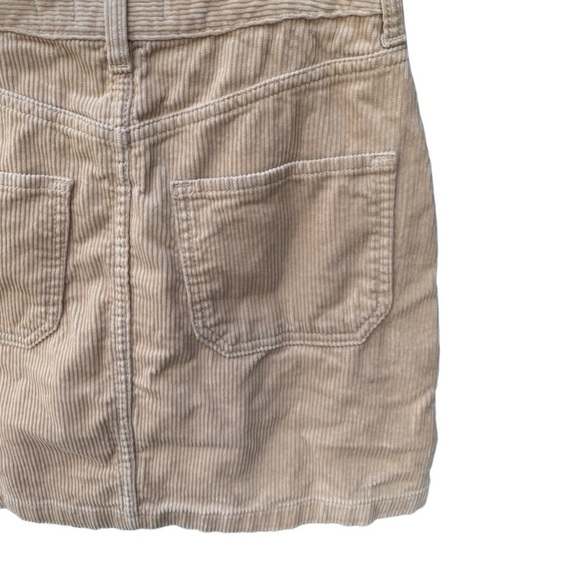 Hollister Ultra high Rise Corduroy Skirt I Size: 3 - Picture 4 of 11